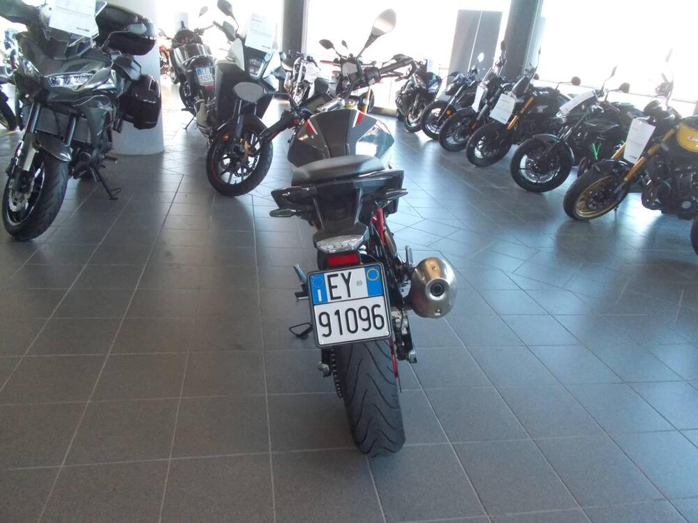 Bmw G 310 R (2021 - 25) (4)