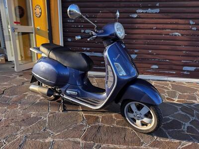 Vespa Granturismo 200 L usata