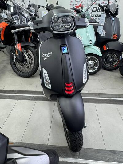 Vespa Sprint 150 S (2023 - 25) usata