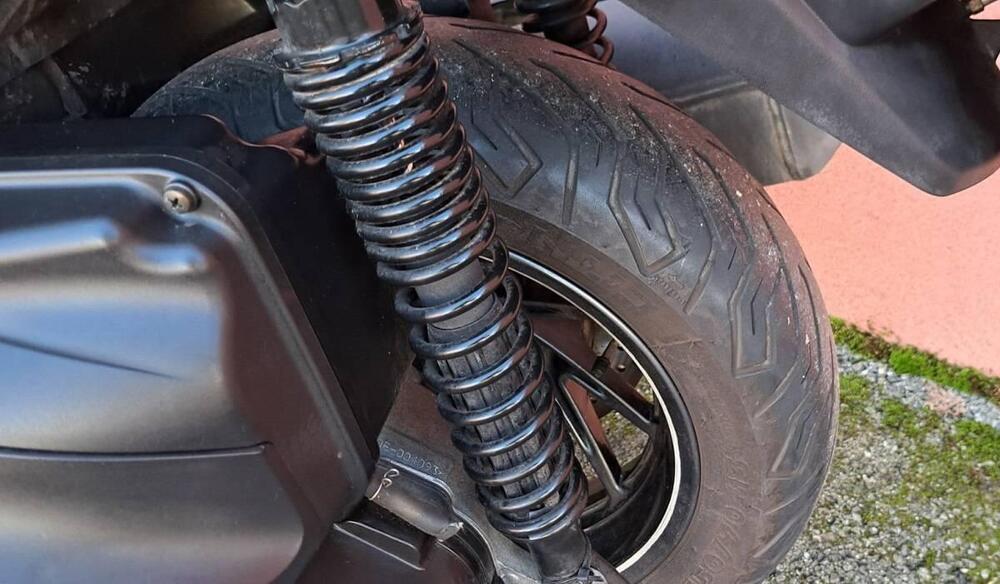 Yamaha X-Max 400 (2013 - 16) (5)