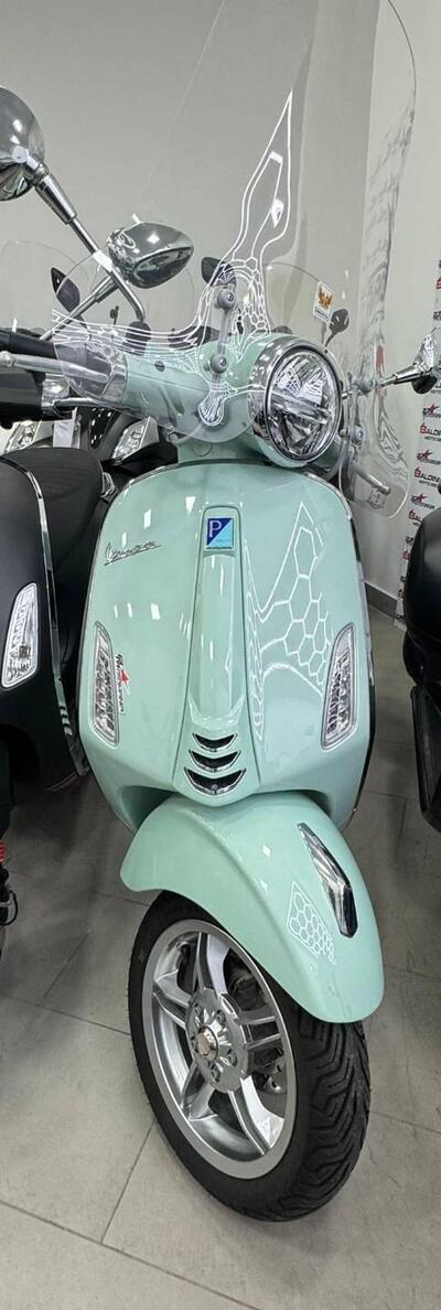 Vespa Primavera 125 (2024 - 25) usata