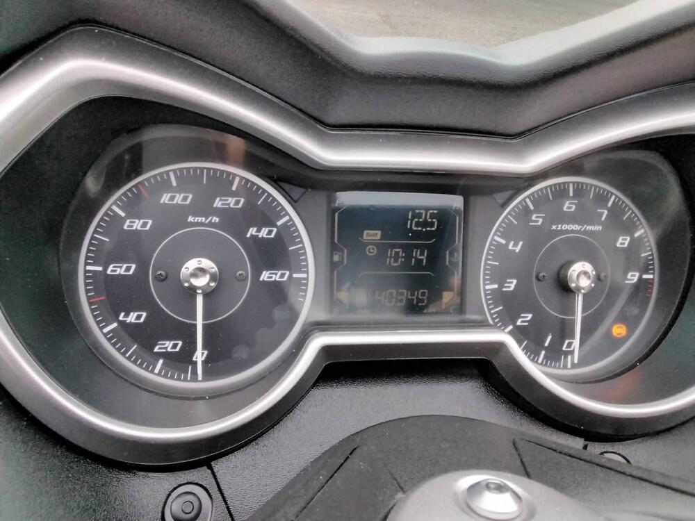 Yamaha X-Max 300 ABS (2017 - 20) (5)