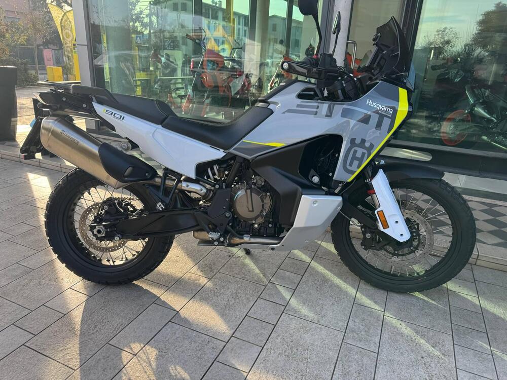 Husqvarna Norden 901 (2022 - 26)