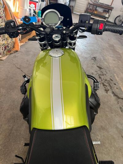 Moto Guzzi V7 Sport (2025) usata