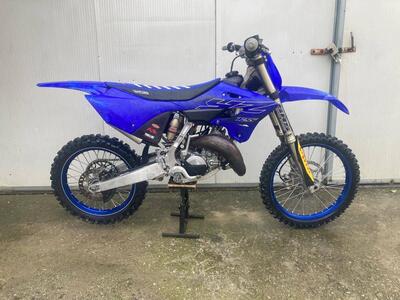 Yamaha YZ 125 (2022) usata