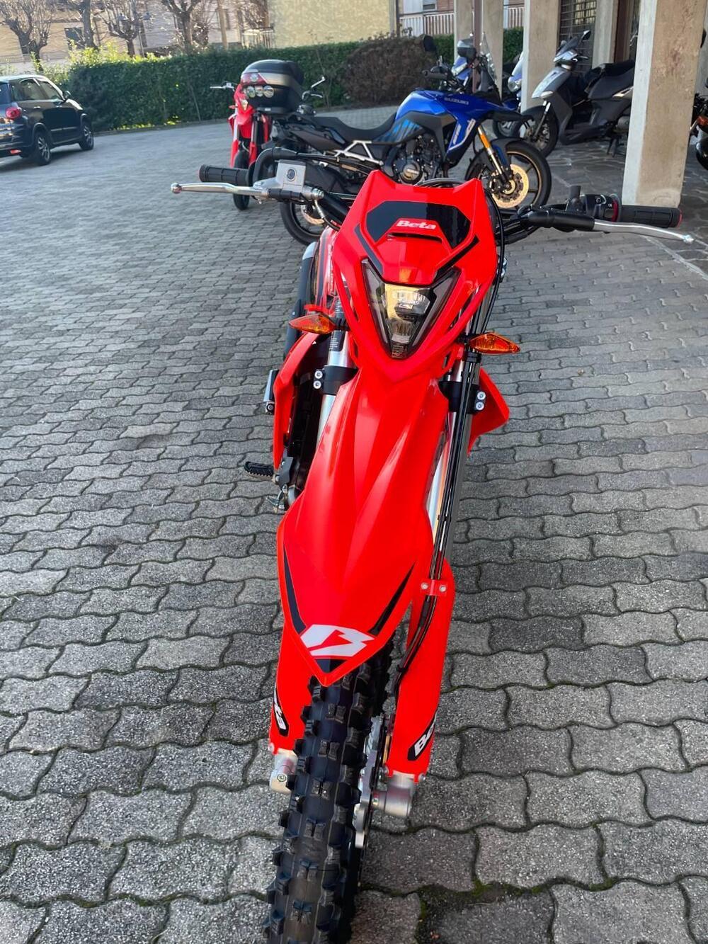 Betamotor RR 125 4T Enduro T (2025 - 26) (3)