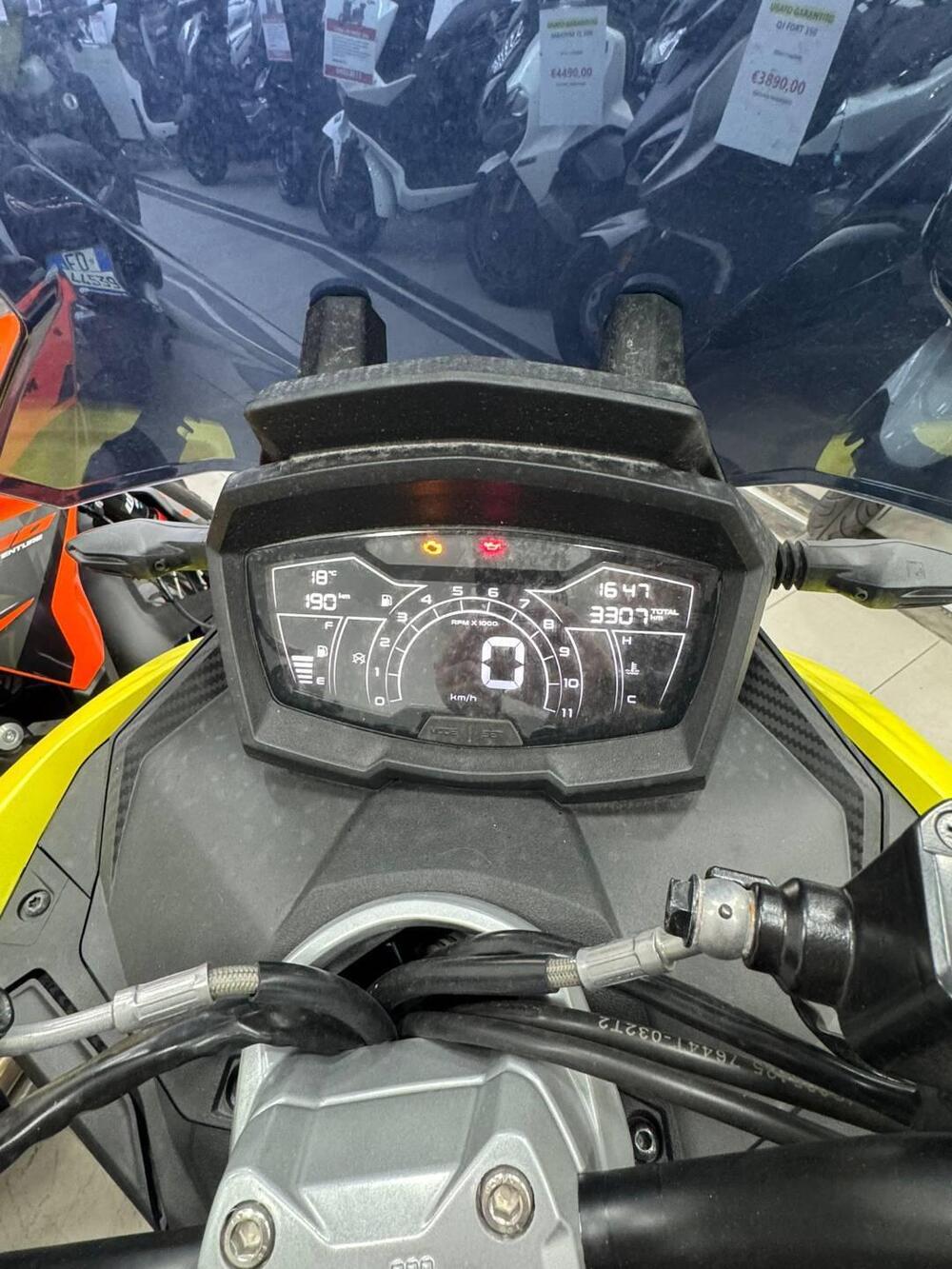 Aprilia SR GT 125 Sport (2025 - 26) (4)