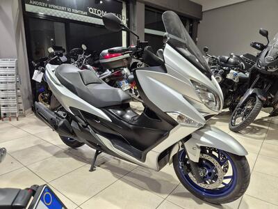 Suzuki Burgman 400 (2022 - 24) usata
