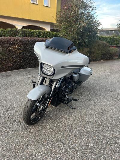 Harley-Davidson CVO Street Glide (2025) usata