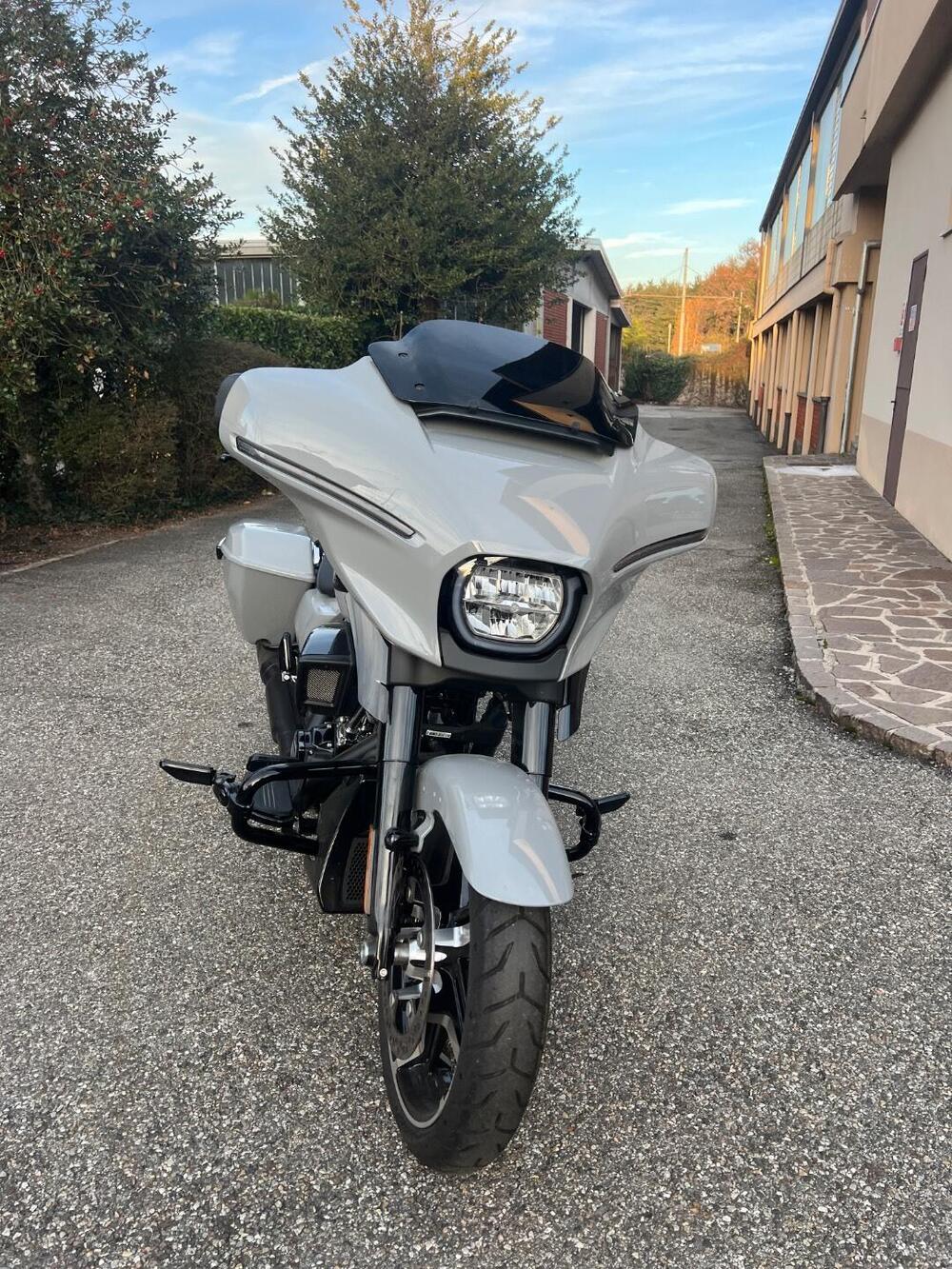 Harley-Davidson CVO Street Glide (2025) (2)