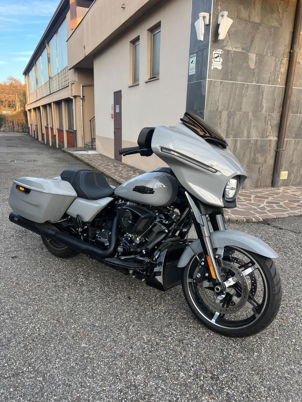 Harley-Davidson CVO Street Glide (2025) (4)