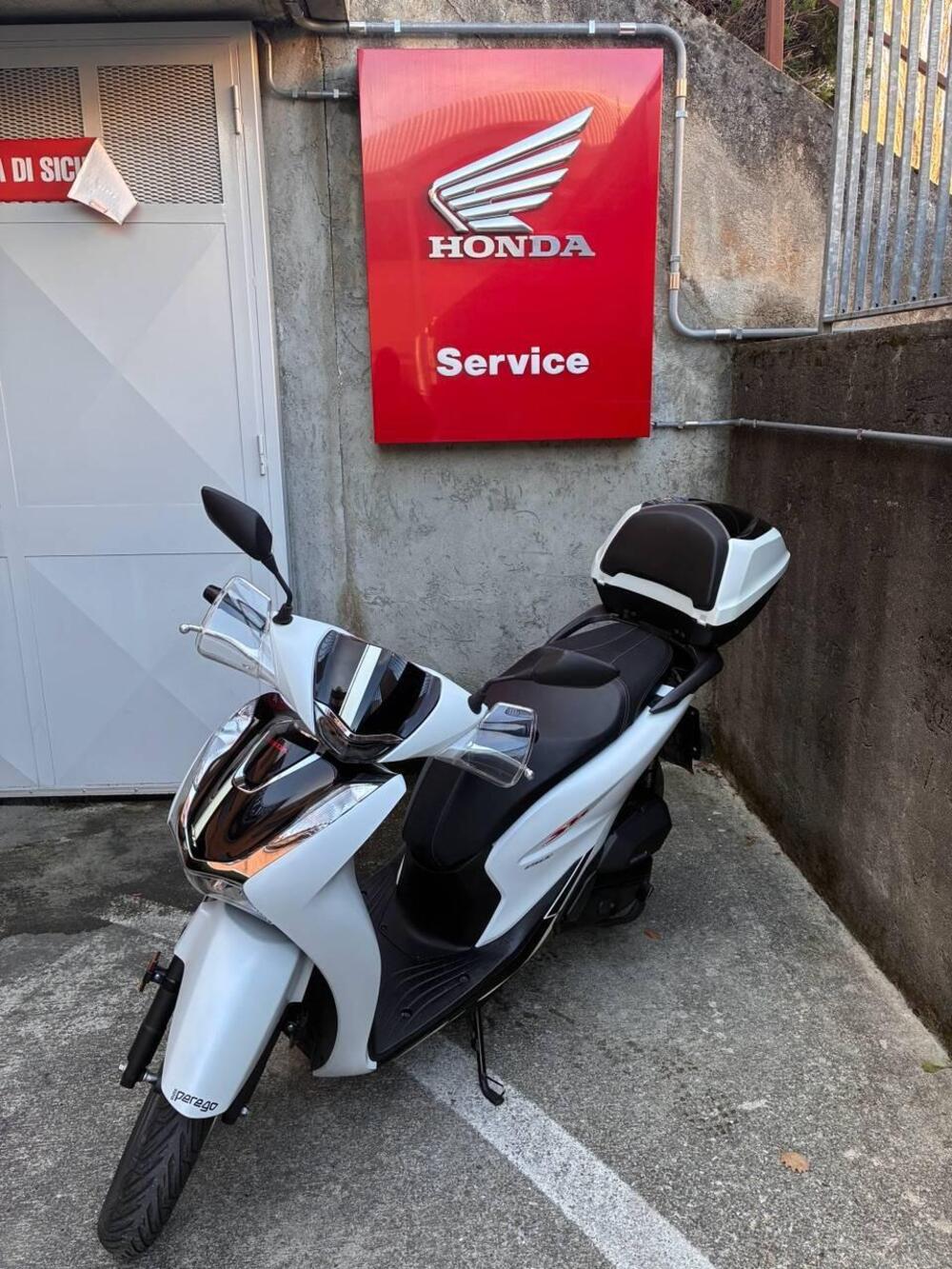 Honda SH 150i Sport (2022 - 23) (2)