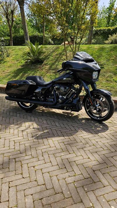 Harley-Davidson Street Glide (2024 - 25) usata