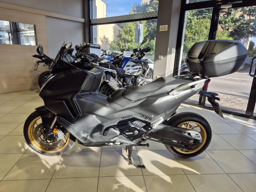 Honda Forza 750 DCT Urban (2021 - 24) (6)