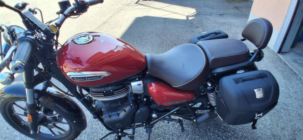 Royal Enfield Meteor 350 (2021 - 26) (4)