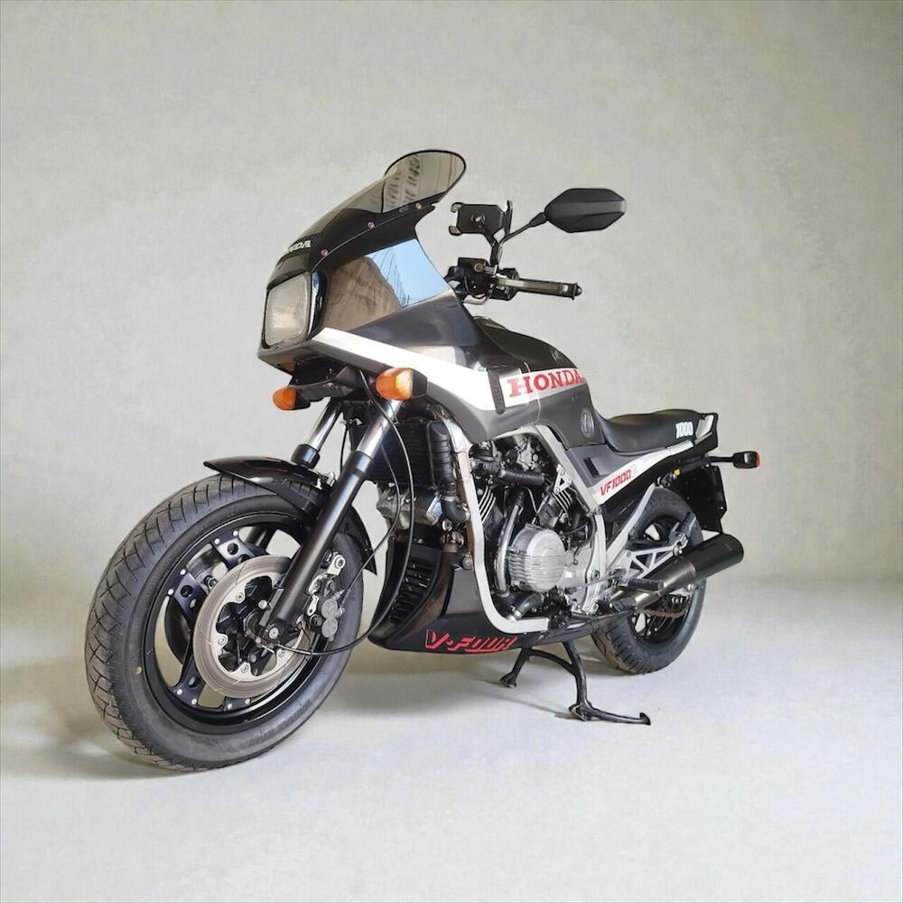 Honda VF1000F (2)