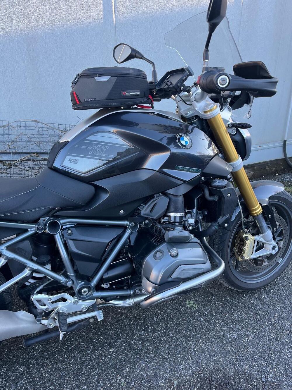 Bmw R 1200 R (2015 - 16) (9)