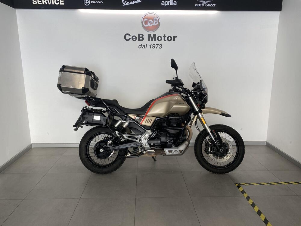 Moto Guzzi V85 TT Travel (2021 - 23)