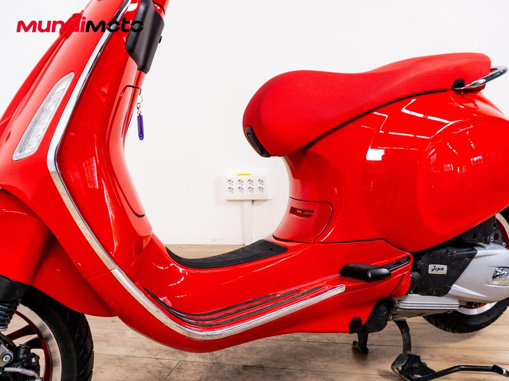 Vespa Primavera 125 RED (2025 - 26) (9)