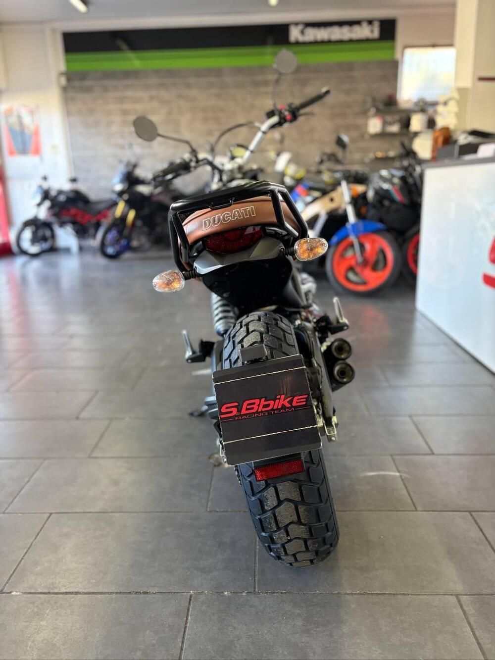 Ducati Scrambler 800 Icon Dark (2021 - 22) (8)