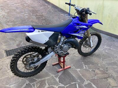 Yamaha YZ 125 (2017) usata