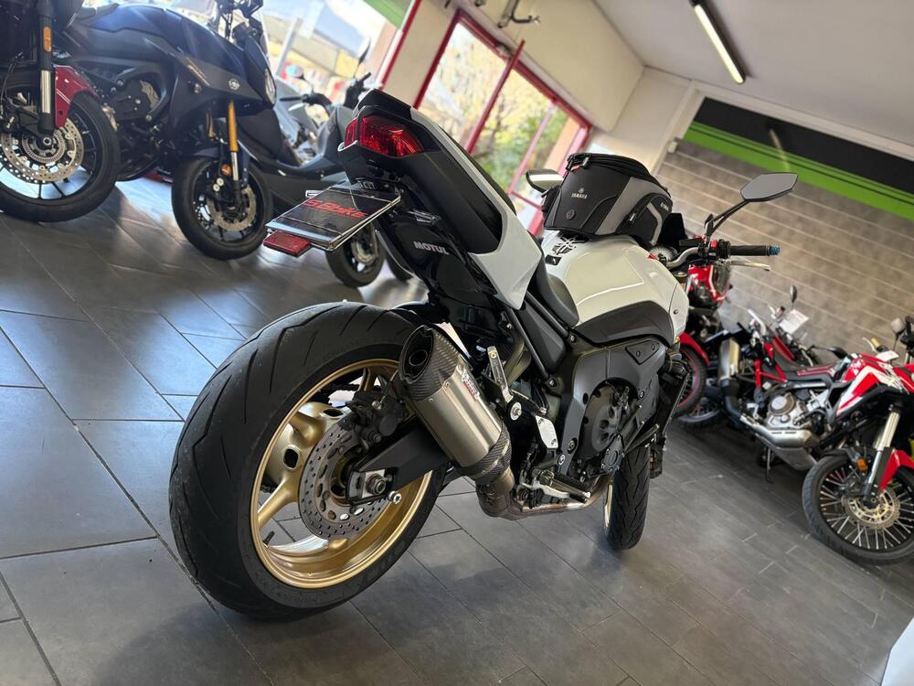 Yamaha FZ8 (2013 - 16) (2)