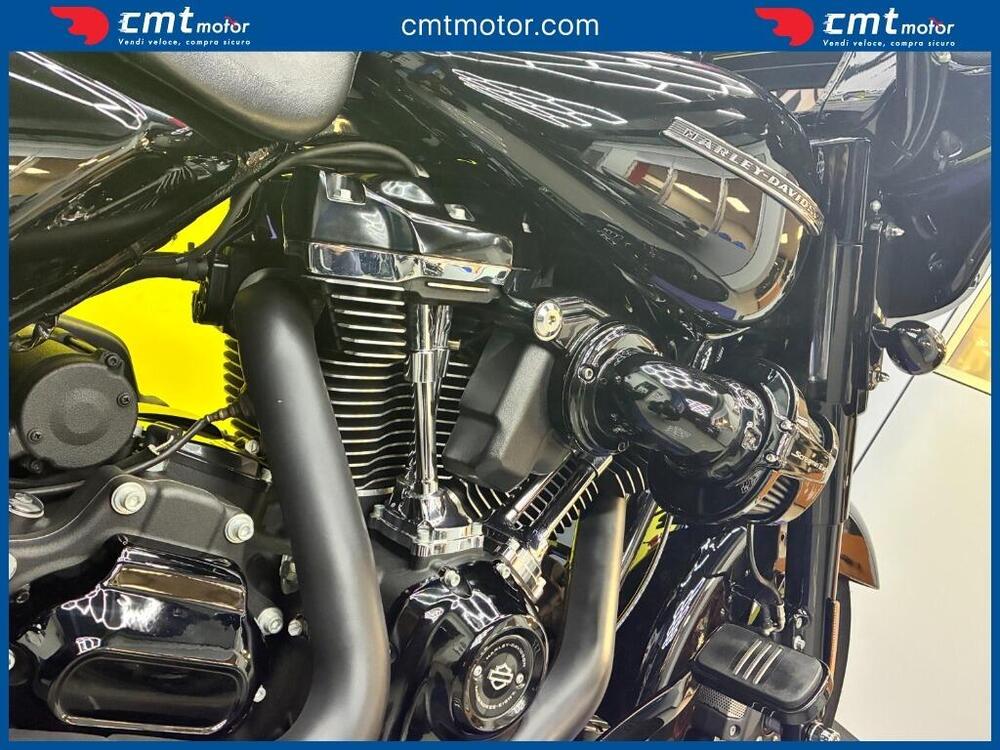 Harley-Davidson 114 Street Glide Special (2019 - 20) - FLHXS (12)