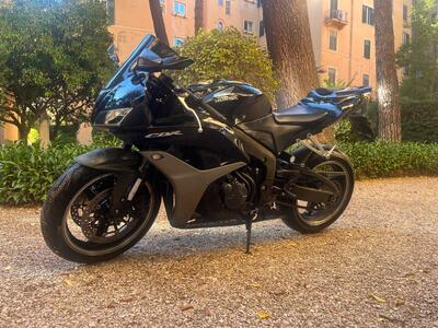 Honda CBR 600 RR (2007 - 08) usata