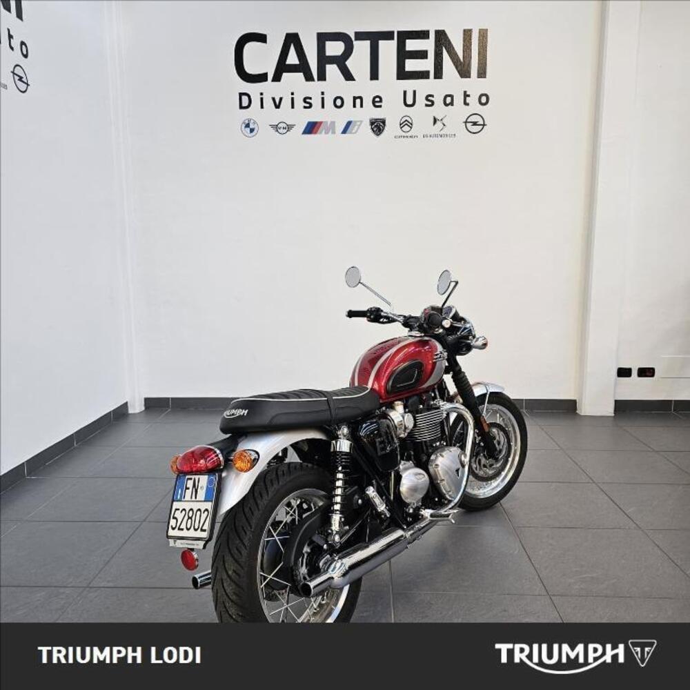 Triumph Bonneville T120 Elvis (2024 - 26) (6)