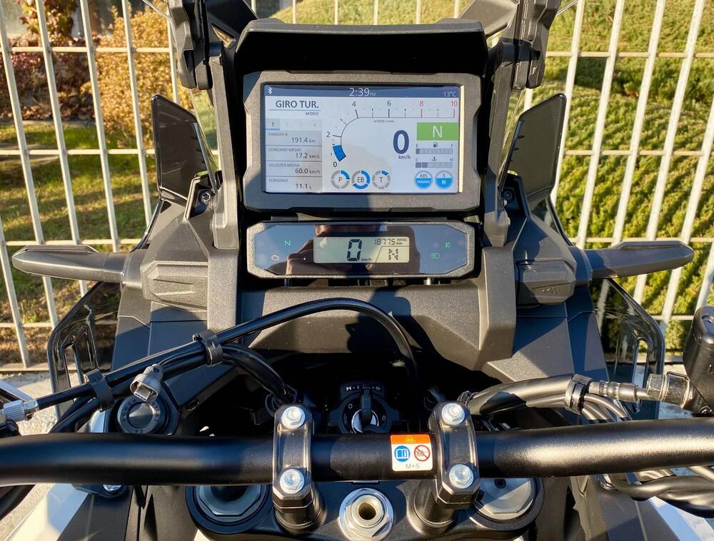 Honda Africa Twin CRF 1100L ES (2024 - 26) (3)