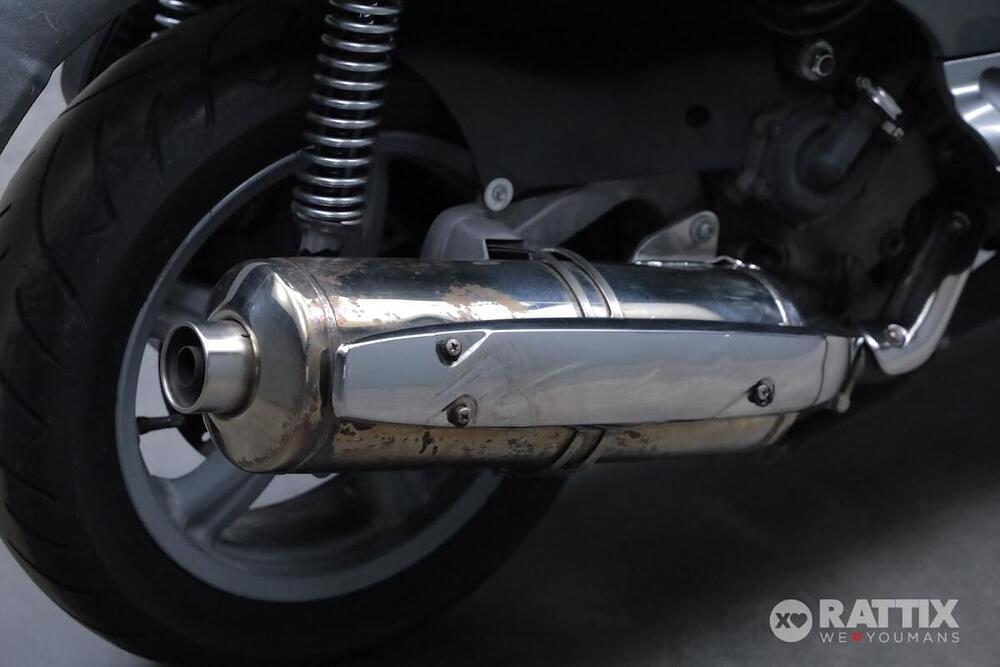 Aprilia Scarabeo 500 (2007 - 12) (7)