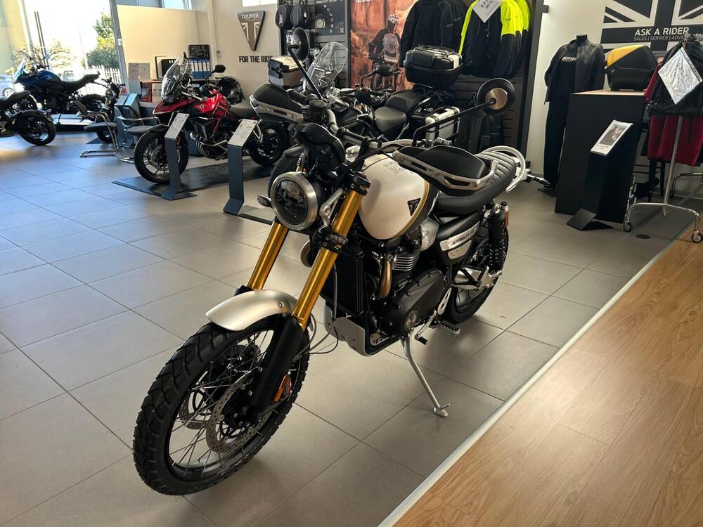 Triumph Scrambler 1200 XE (2026) (4)