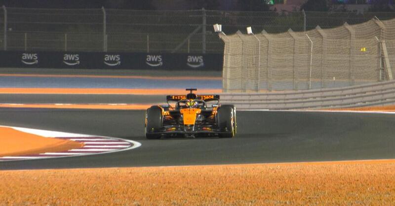F1. Sprint Race Qatar: vince Piastri, secondo Russell e terzo Norris. Verstappen quarto, Ferrari profondo rosso
