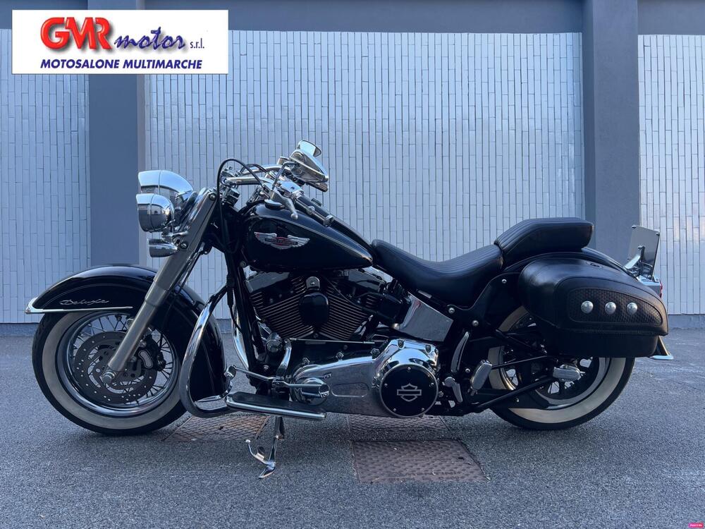 Harley-Davidson 1584 Deluxe (2007 - 08) - FLSTN