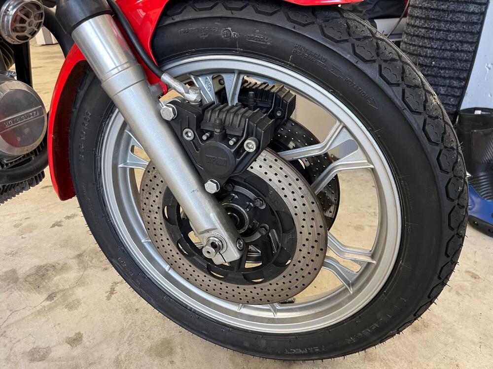 Moto Guzzi Le Mans I (7)