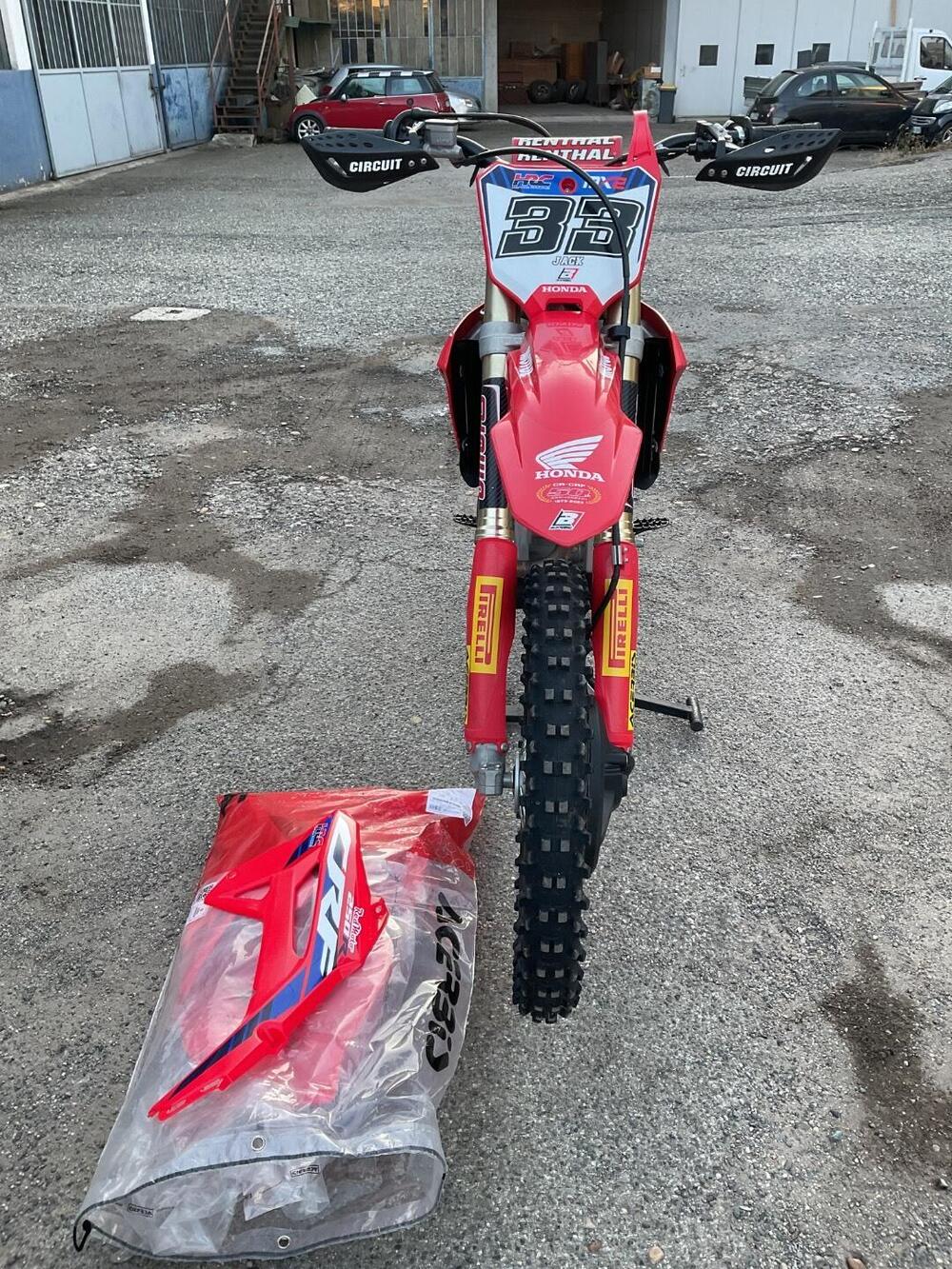 Honda CRF 250 R (2023) (3)