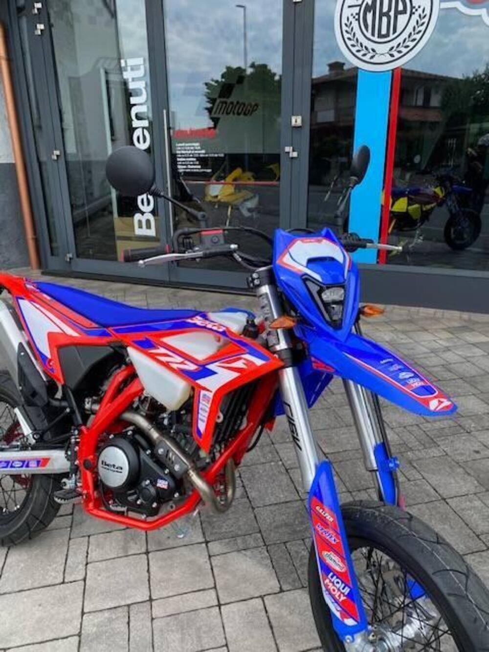 Betamotor RR 125 4T Motard R (2025 - 26) (5)