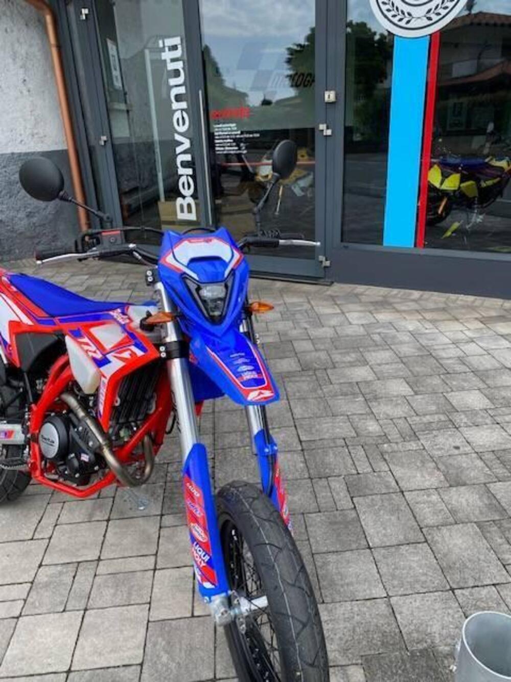 Betamotor RR 125 4T Motard R (2025 - 26) (6)