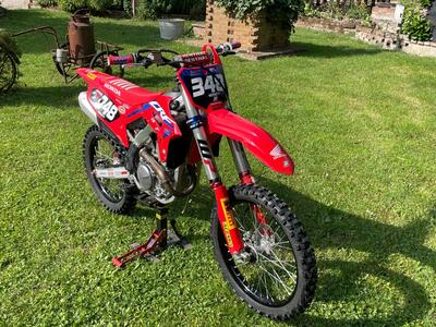 Honda CRF 250 R (2023) usata