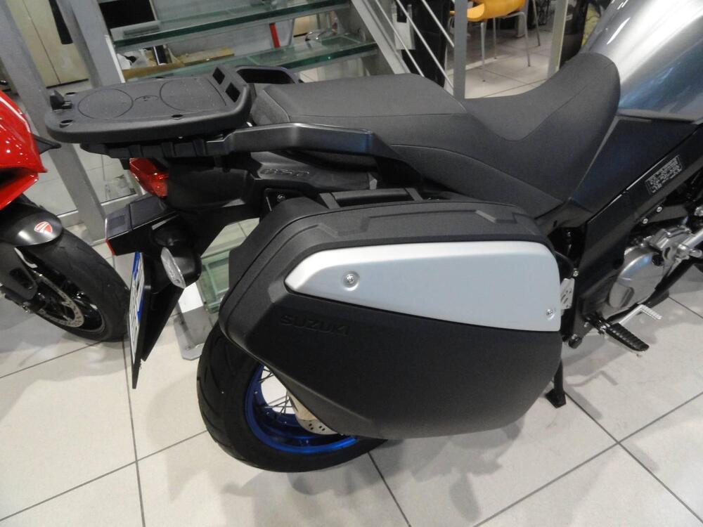 Suzuki V-Strom 650XT Explorer (2022 - 25) (8)