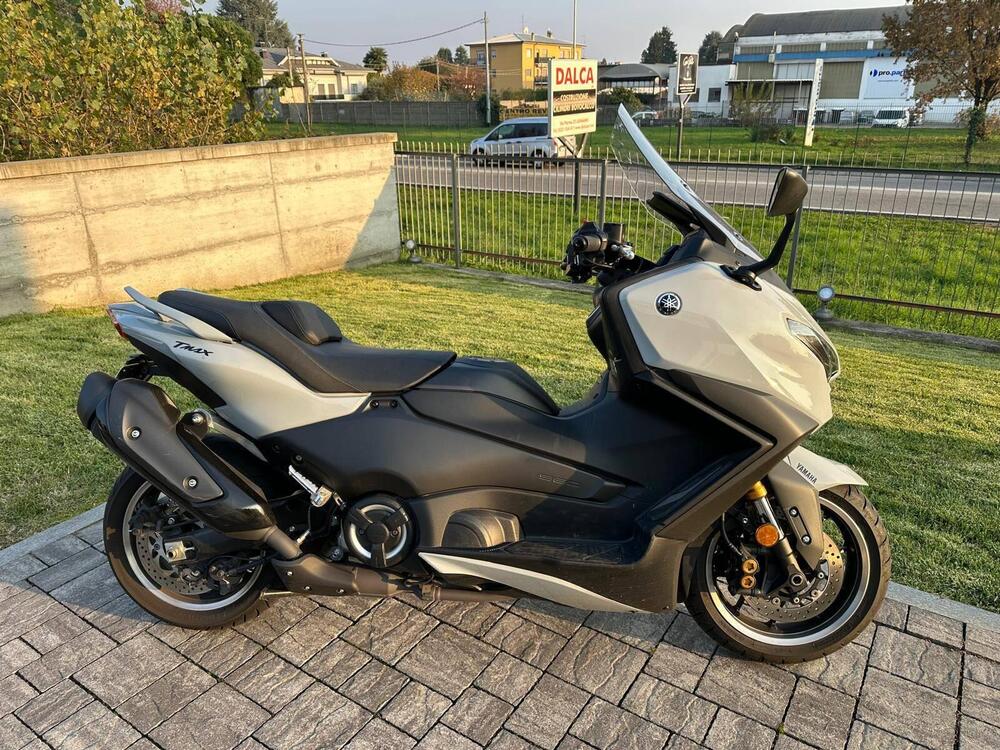 Yamaha T-Max 560 Tech Max (2025 - 26)