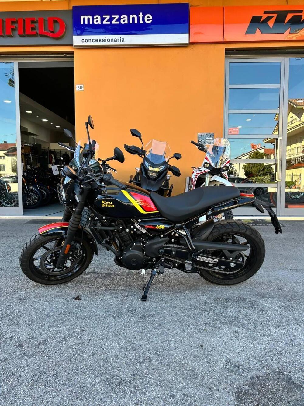 Royal Enfield Guerrilla 450 (2024 - 26) (3)