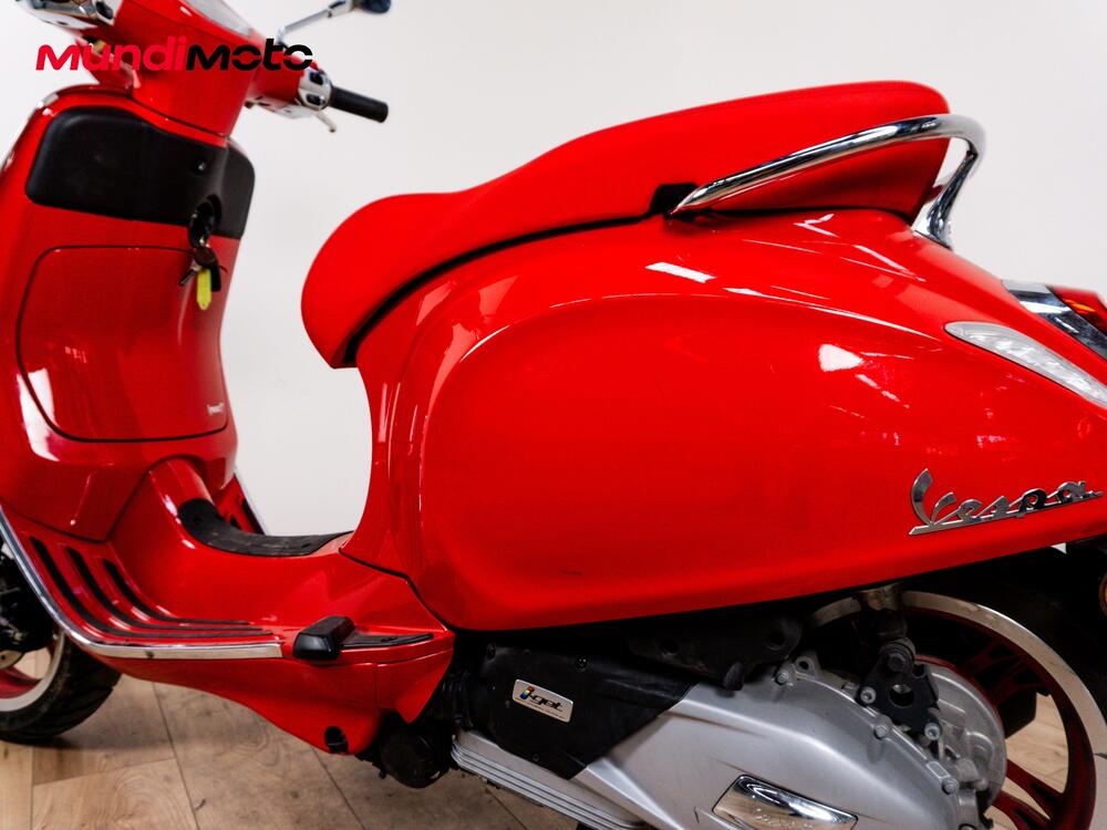 Vespa Primavera 125 RED (2025 - 26) (10)