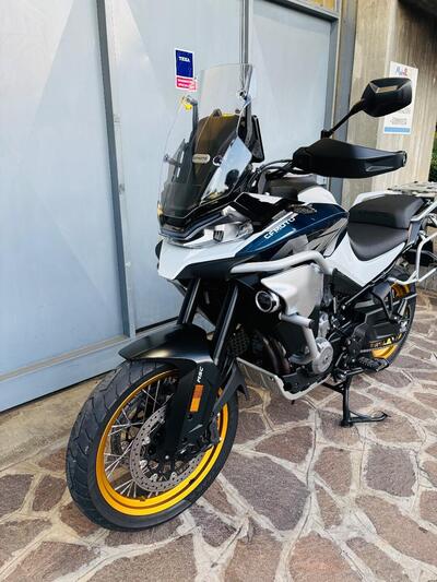 CFMOTO 800MT Explore (2023 - 25) usata