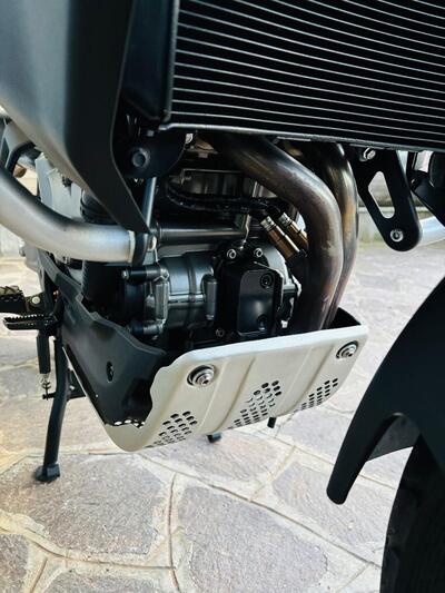 CFMOTO 800MT Explore (2023 - 25) usata