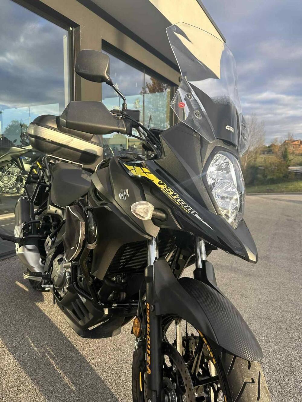 Suzuki V-Strom 650 Explorer (2023 - 25) (17)
