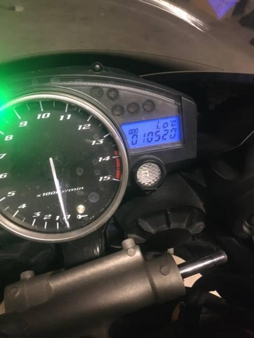 Yamaha YZF R1 SP1 (2006) (2)