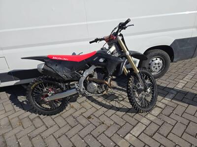 Honda CRF 250 R (2022) usata