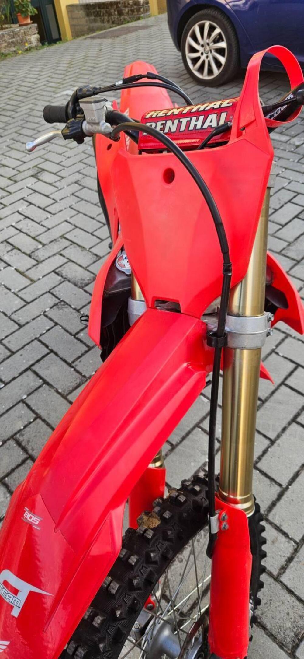 Honda CRF 250 R (2022) (4)