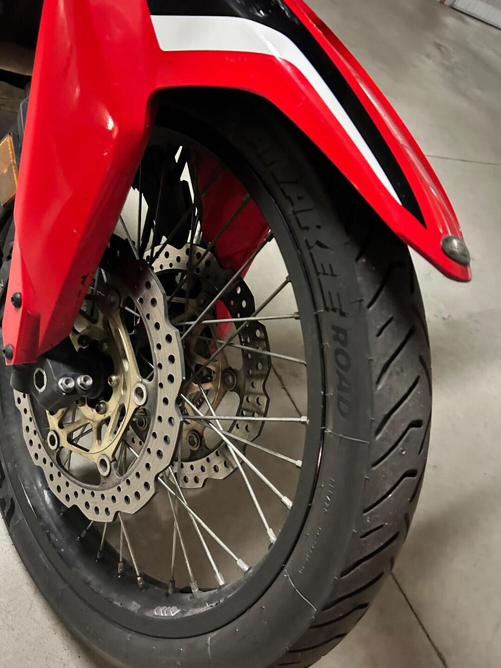 Honda Africa Twin CRF 1000L DCT ABS (2016 - 17) (4)